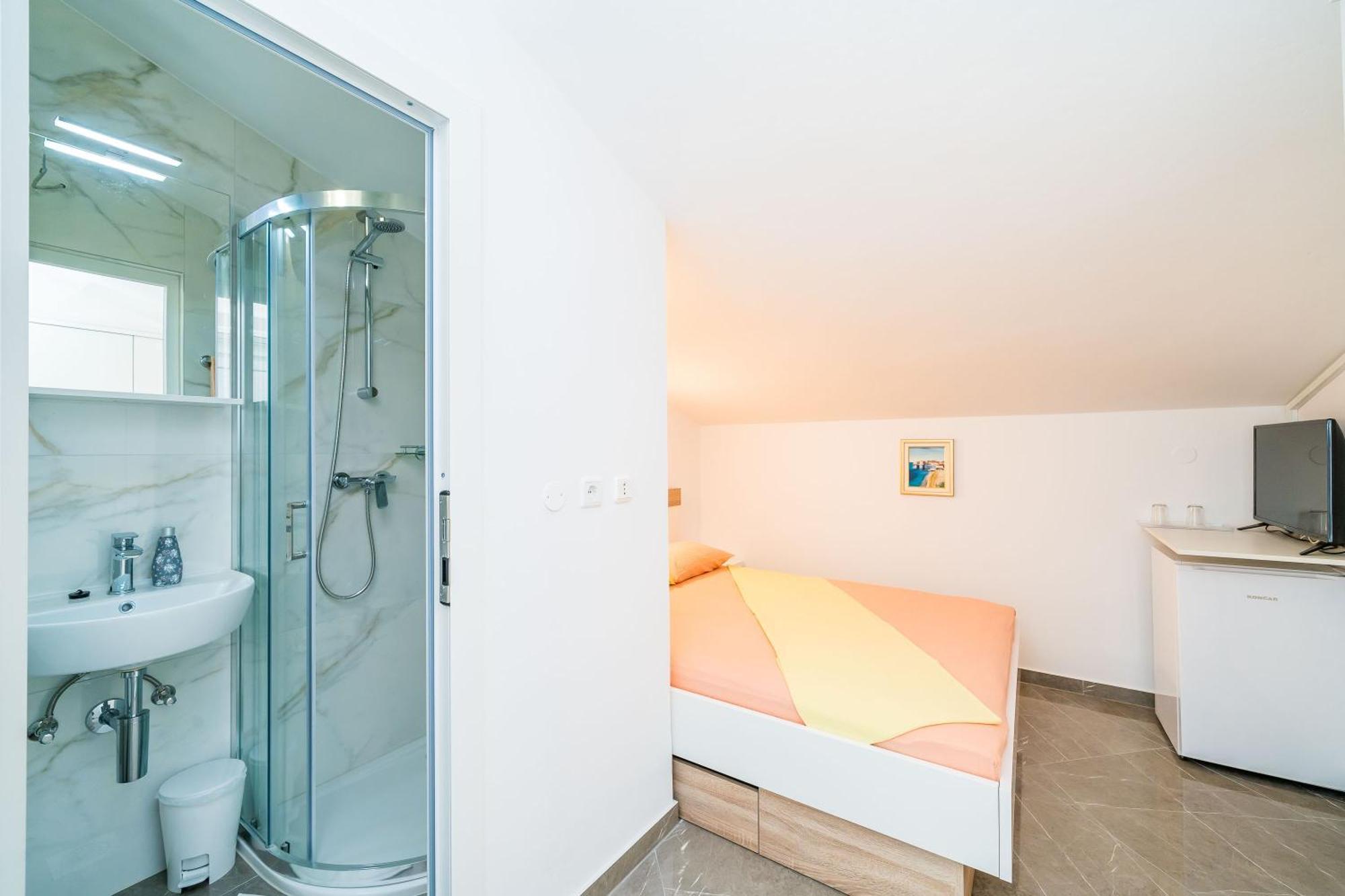 Rooms&Apartments Barišić Mlini Kamer foto