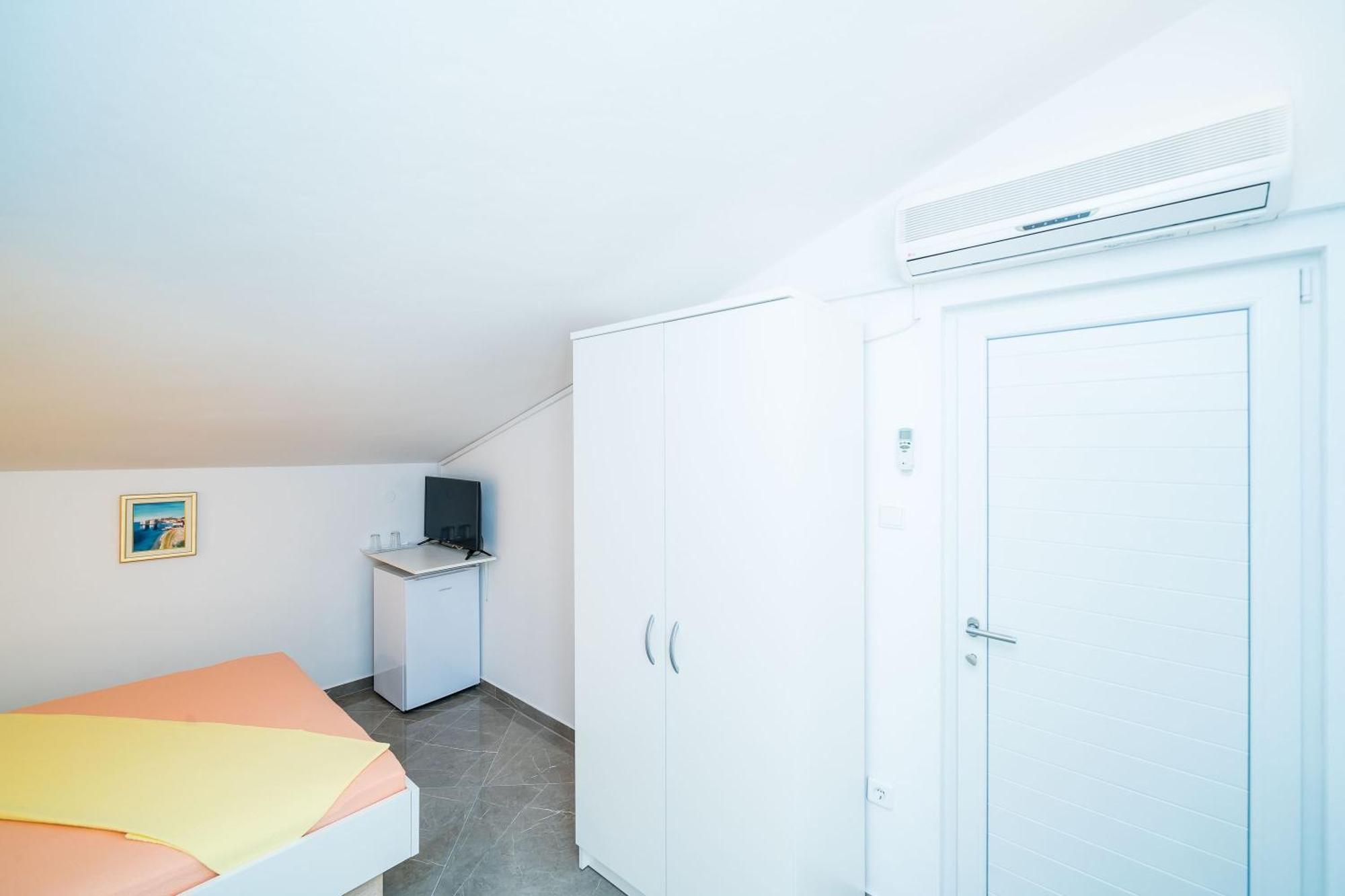 Rooms&Apartments Barišić Mlini Kamer foto