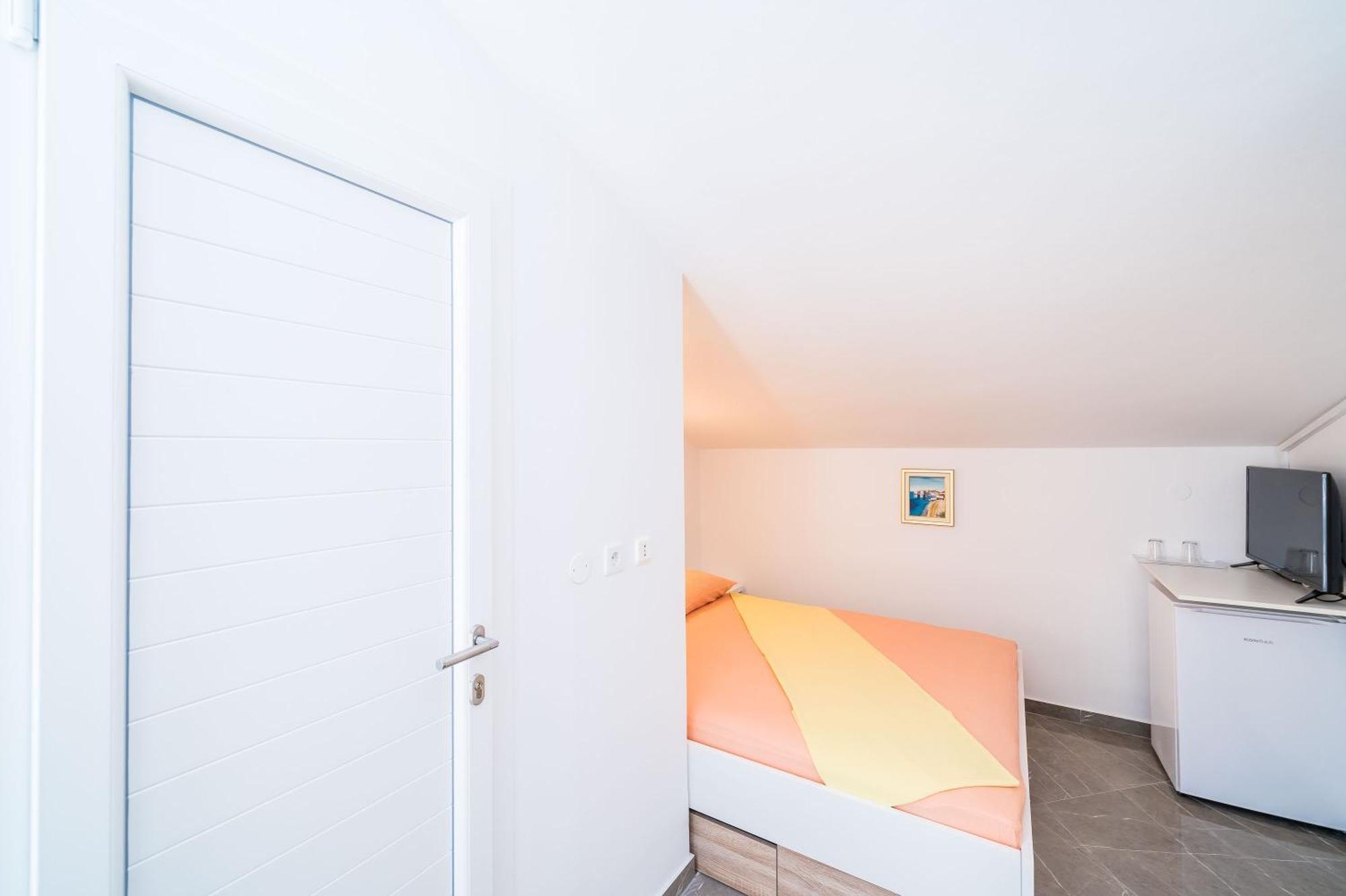 Rooms&Apartments Barišić Mlini Kamer foto